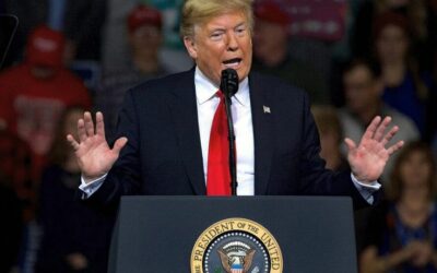 Trump Lança Programa de Autodeportação com Voos Gratuitos e Considera Uso de Guantánamo para Detenção de Imigrantes
